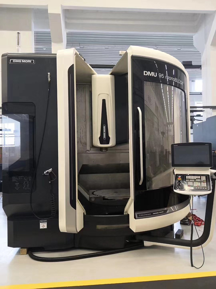 DMG-MORI-五軸加工中心DMU-95-monoBLOCK-安裝交付現場